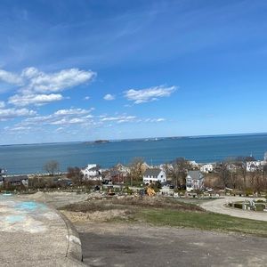 Meet your Posher, Gabby